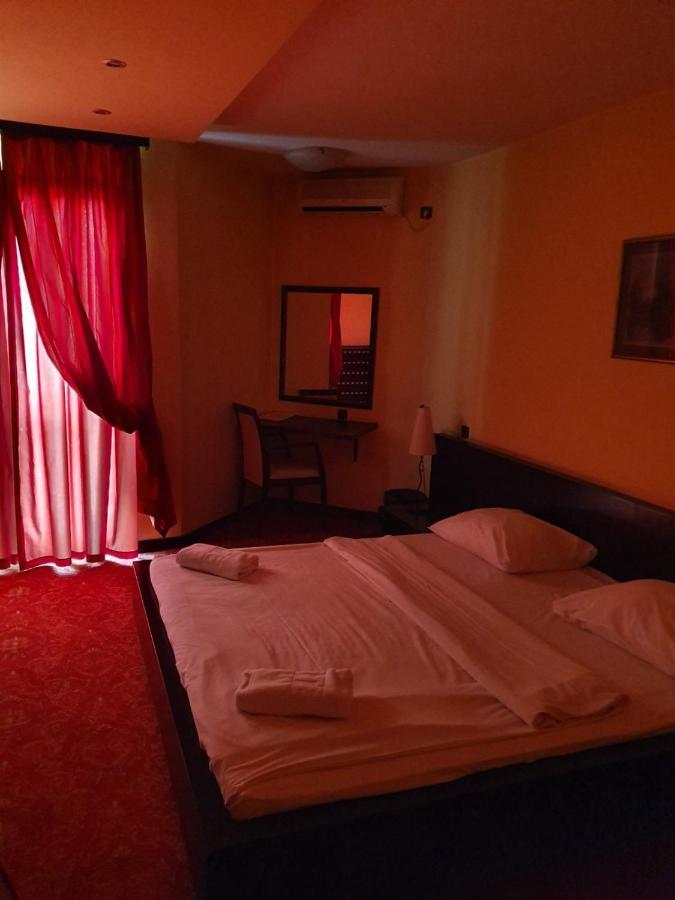 Hotel Sajam Novi Sad Eksteriør bilde